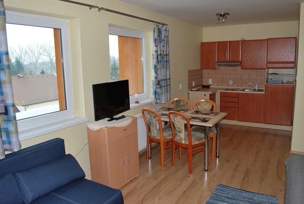 Beska Apartment Bešeňová Екстериор снимка