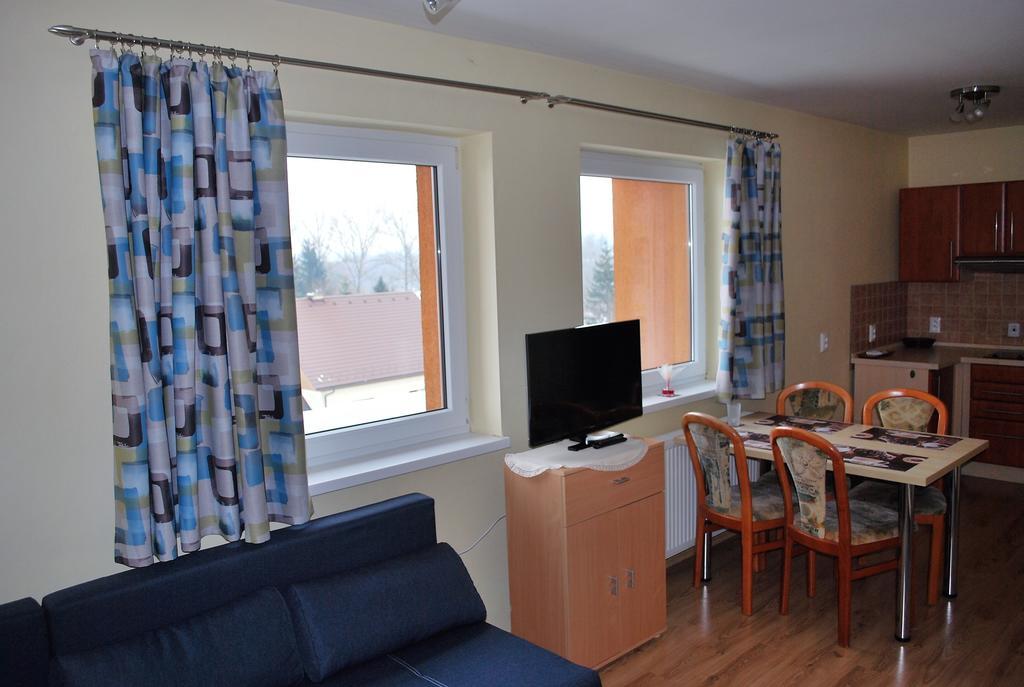 Beska Apartment Bešeňová Екстериор снимка