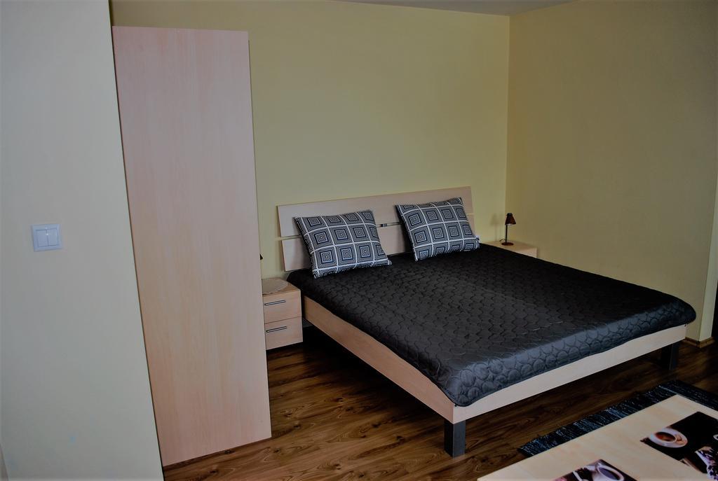 Beska Apartment Bešeňová Екстериор снимка