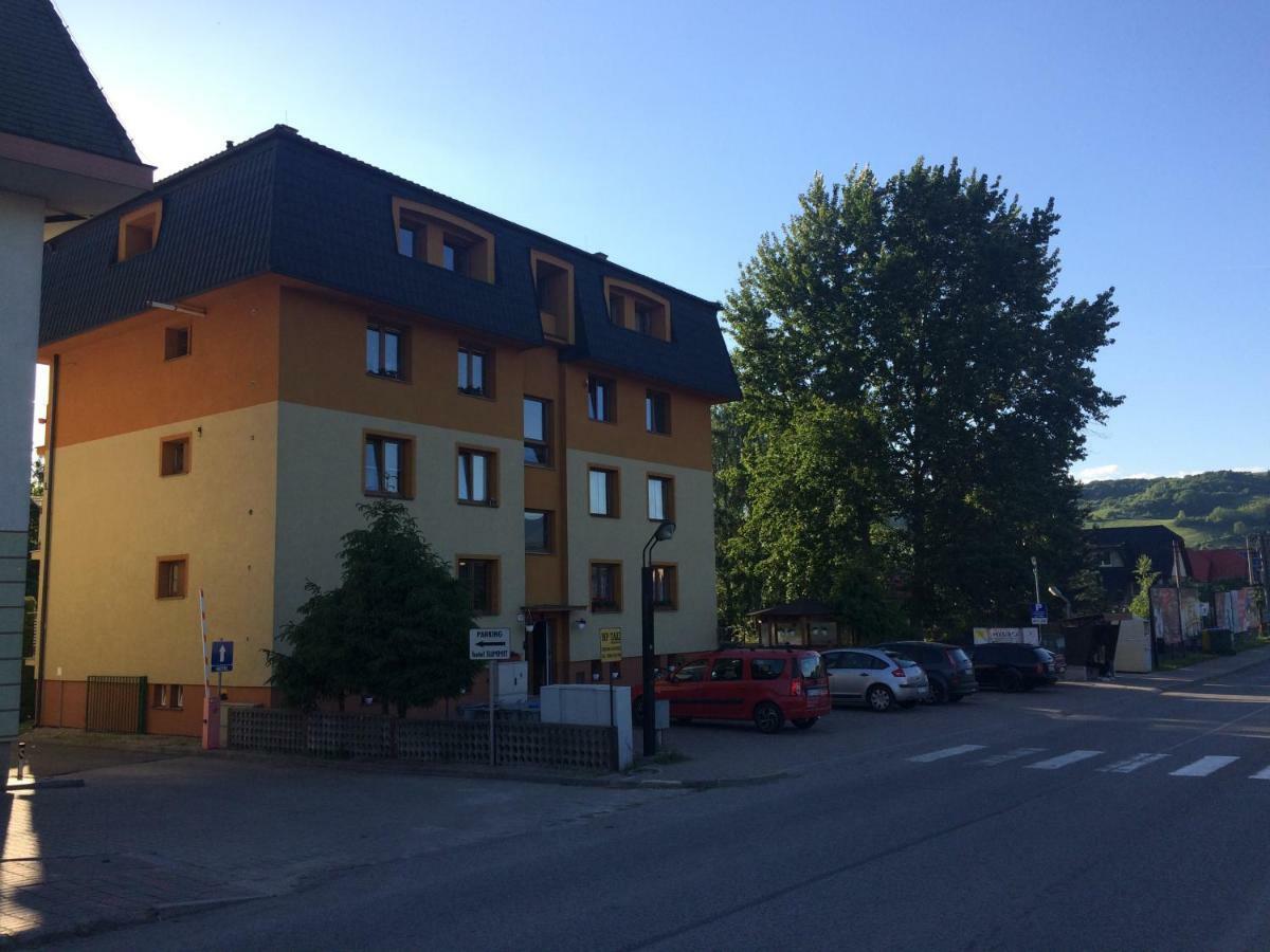 Beska Apartment Bešeňová Екстериор снимка