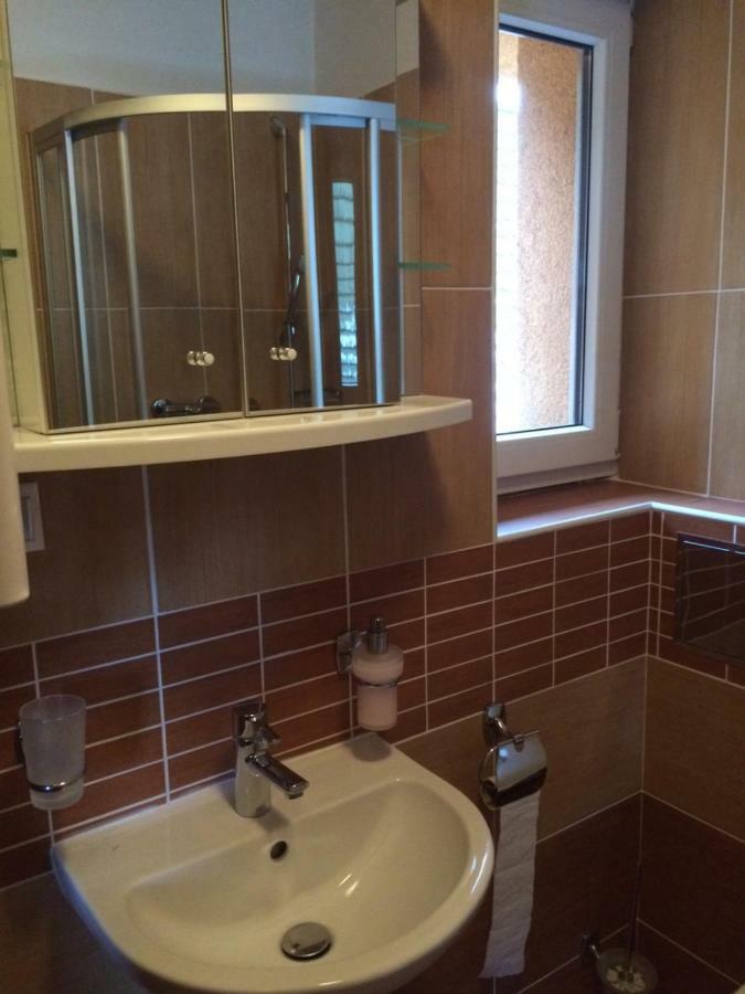 Beska Apartment Bešeňová Екстериор снимка