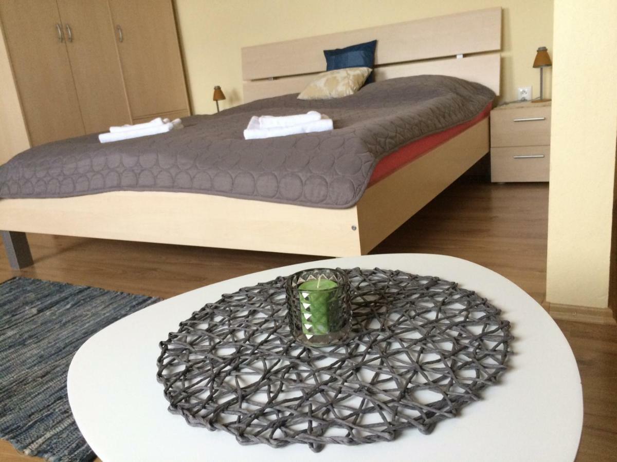 Beska Apartment Bešeňová Екстериор снимка